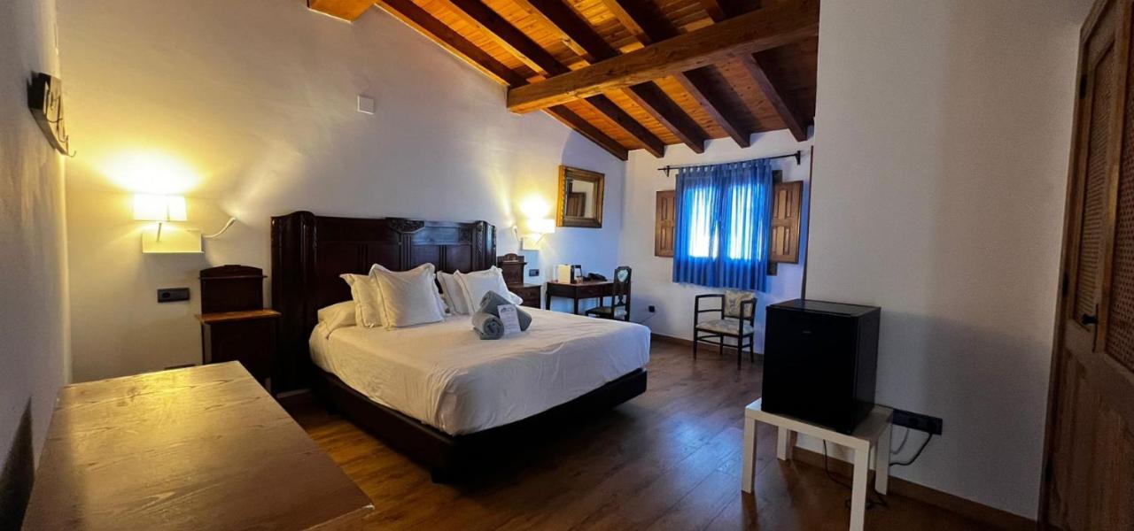 Hospedium Hotel Rural Abadia De Yuste Cuacos De Yuste Dış mekan fotoğraf