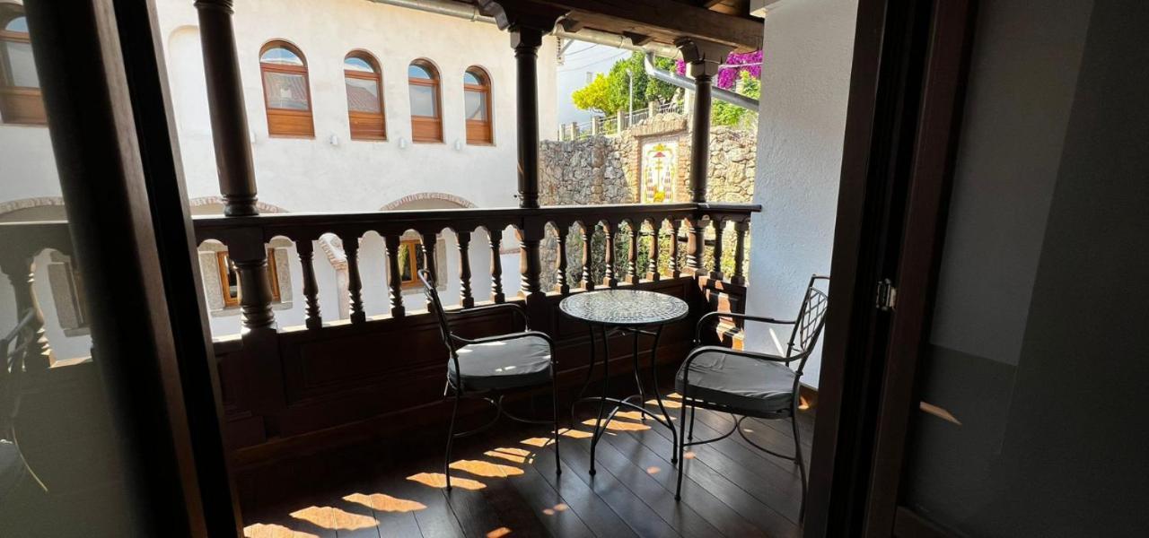 Hospedium Hotel Rural Abadia De Yuste Cuacos De Yuste Dış mekan fotoğraf