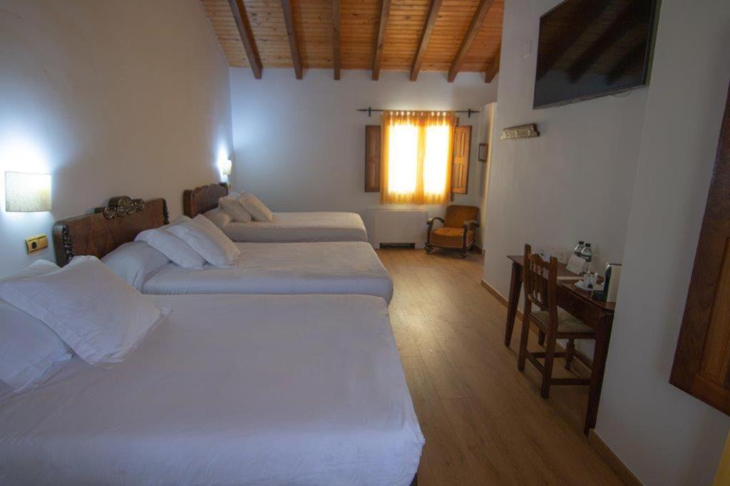 Hospedium Hotel Rural Abadia De Yuste Cuacos De Yuste Dış mekan fotoğraf