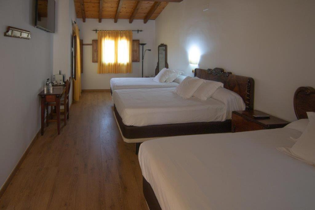 Hospedium Hotel Rural Abadia De Yuste Cuacos De Yuste Dış mekan fotoğraf